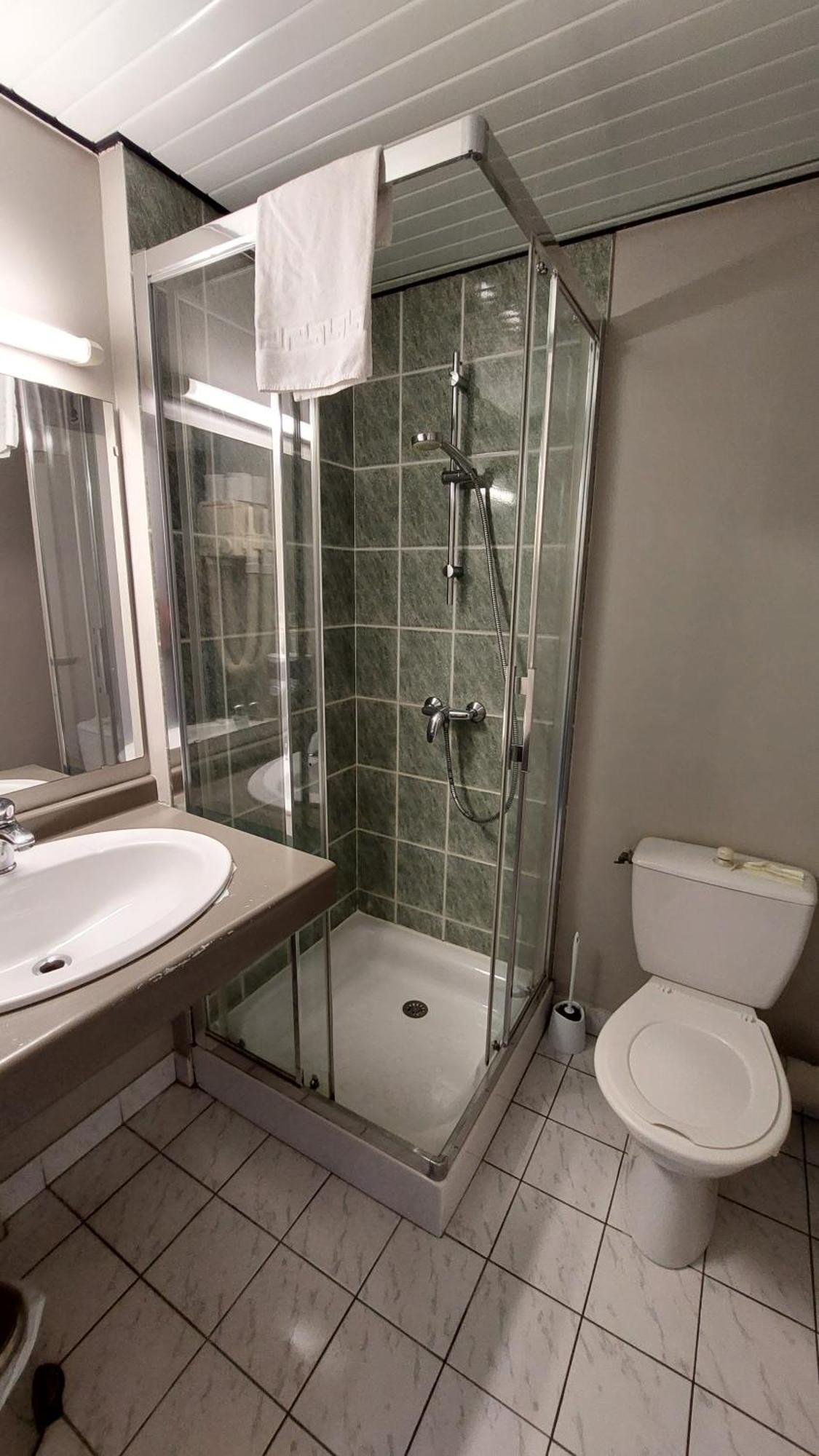 Hotel De France Espalion Luaran gambar