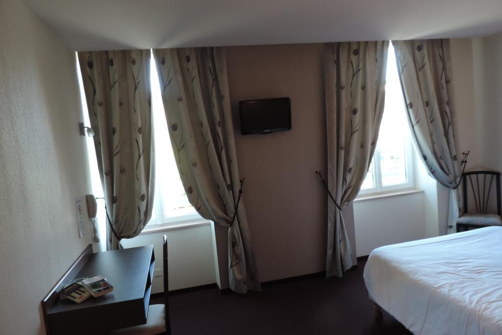 Hotel De France Espalion Luaran gambar