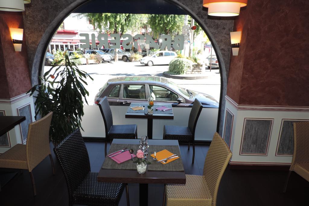 Hotel De France Espalion Luaran gambar